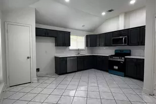 2203 Bisontine St, Friendswood, TX 77546 - Photo 3