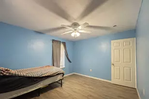 1002 Elliott St, Houston, TX 77023 - Photo 5