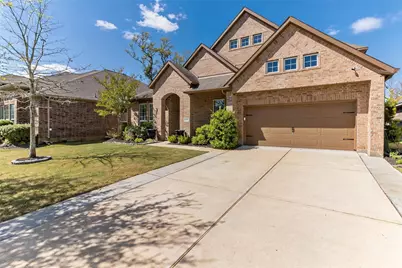 208 Woodside Court, Clute, TX 77531 - Photo 5