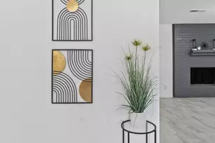 15415 W Hampton Cir, Houston, TX 77071 - Photo 9