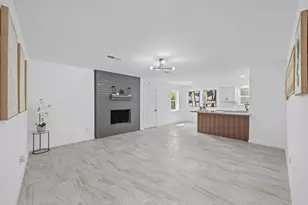 15415 W Hampton Cir, Houston, TX 77071 - Photo 13