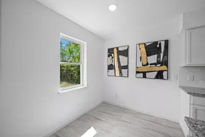 15415 W Hampton Circle, Houston, TX 77071 - Photo 17