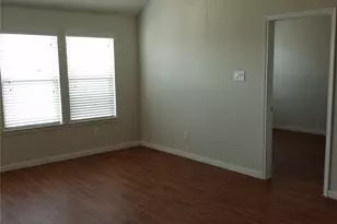 30238 Creekside Dr, Brookshire, TX 77423 - Photo 9