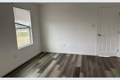 2519 County Road 5710, Devine, TX 78016 - Photo 7