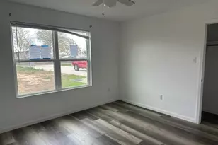 2519 Co Rd 5710, Devine, TX 78016 - Photo 5