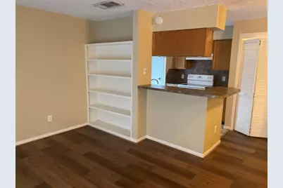 2120 El Paseo Street #102, Houston, TX 77054 - Photo 7