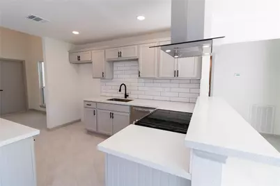11042 Petworth Drive, Houston, TX 77072 - Photo 17