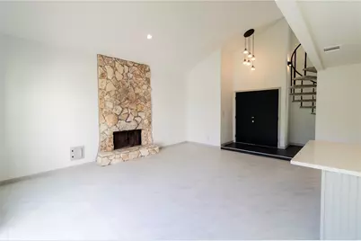 11042 Petworth Drive, Houston, TX 77072 - Photo 11