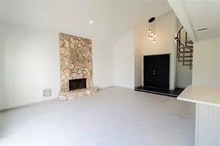 11042 Petworth Dr, Houston, TX 77072 - Photo 11