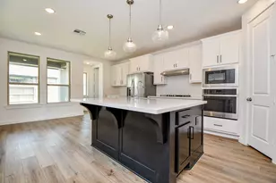 943 Malibu Shr Ln, Katy, TX 77493 - Photo 9