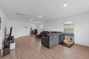 7826 Switchgrass Crk Dr, Katy, TX 77493 - Photo 5