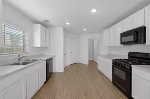 7826 Switchgrass Crk Dr, Katy, TX 77493 - Photo 9