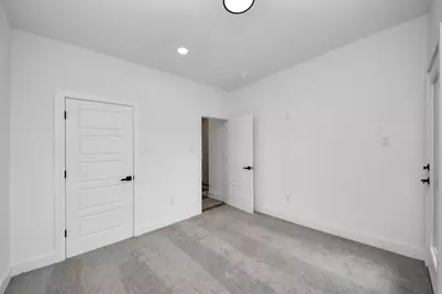 8117 Sterlingshire Street #A/B, Houston, TX 77078 - Photo 29