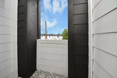8117 Sterlingshire Street #A/B, Houston, TX 77078 - Photo 31