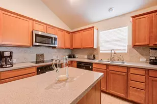 18019 Surrey Lake Ln, Richmond, TX 77407 - Photo 7
