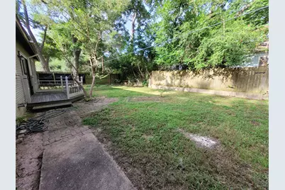 105 E Germania Street, Brenham, TX 77833 - Photo 13