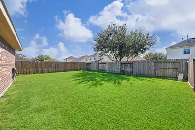 3039 Boxwood Springs Lane, Dickinson, TX 77539 - Photo 33