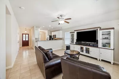 3039 Boxwood Springs Lane, Dickinson, TX 77539 - Photo 17