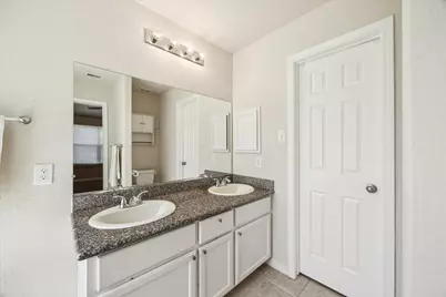 3039 Boxwood Springs Lane, Dickinson, TX 77539 - Photo 21