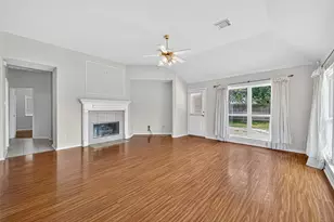 7902 Fall Hollow Dr, Houston, TX 77041 - Photo 7
