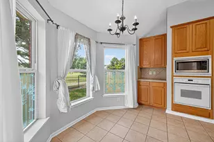 7902 Fall Hollow Dr, Houston, TX 77041 - Photo 17