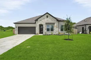 1568 Elm Ct, Angleton, TX 77515 - Photo 1
