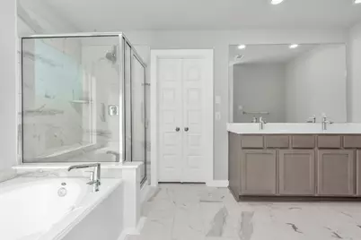 11831 Royal Willow Lane, Houston, TX 77066 - Photo 13