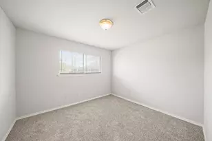 14415 Insley St, Houston, TX 77045 - Photo 9