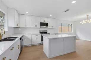 3715 Straightfork Dr, Houston, TX 77082 - Photo 11