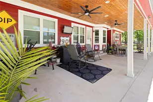 9895 Hickory Ridge Dr, Conroe, TX 77303 - Photo 25