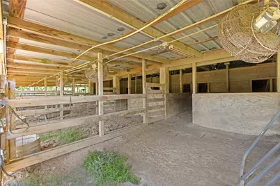 9895 Hickory Ridge Drive, Conroe, TX 77303 - Photo 41