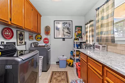 9895 Hickory Ridge Drive, Conroe, TX 77303 - Photo 13