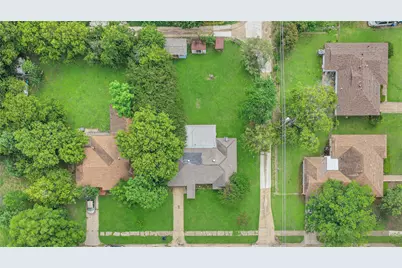 1536 Celeste Drive, Dallas, TX 75217 - Photo 17