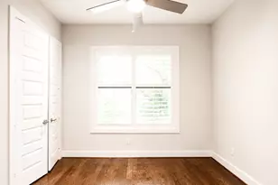 11020 Ave Malkenu Ave, Houston, TX 77043 - Photo 19