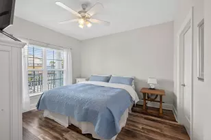 22516 Bay Point Dr, Galveston, TX 77554 - Photo 17