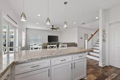 22516 Bay Point Drive, Galveston, TX 77554 - Photo 9