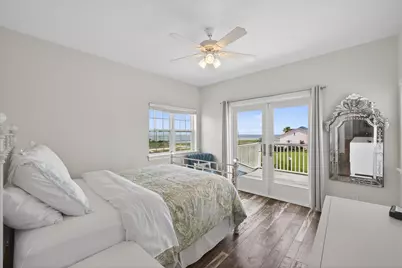 22516 Bay Point Drive, Galveston, TX 77554 - Photo 19