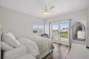 22516 Bay Point Dr, Galveston, TX 77554 - Photo 19