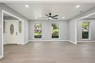 14015 Cleobrook Dr, Houston, TX 77070 - Photo 13
