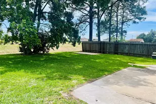 1815 Westwood Dr, Stafford, TX 77477 - Photo 15