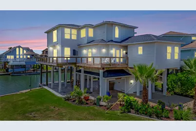 1303 Outrigger, Tiki Island, TX 77554 - Photo 39