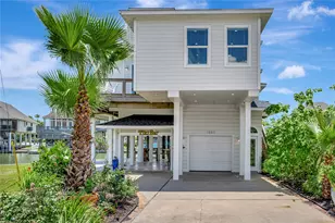 1303 Outrigger, Tiki Island, TX 77554 - Photo 41