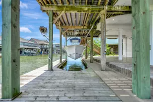 1303 Outrigger, Tiki Island, TX 77554 - Photo 33