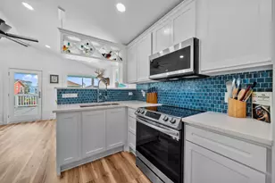 16708 Cabeza De Vaca, Jamaica Beach, TX 77554 - Photo 15