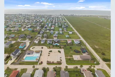 16708 Cabeza De Vaca, Jamaica Beach, TX 77554 - Photo 33