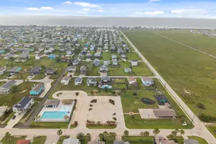 16708 Cabeza De Vaca, Jamaica Beach, TX 77554 - Photo 33