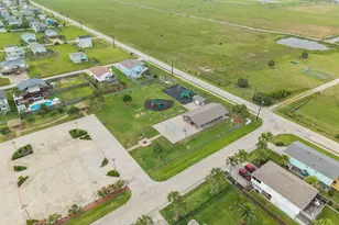 16708 Cabeza De Vaca, Jamaica Beach, TX 77554 - Photo 33
