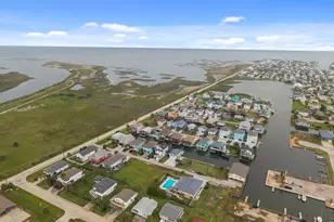 16708 Cabeza De Vaca, Jamaica Beach, TX 77554 - Photo 27