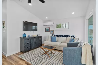 16708 Cabeza De Vaca, Jamaica Beach, TX 77554 - Photo 13