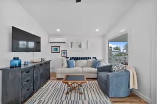 16708 Cabeza De Vaca, Jamaica Beach, TX 77554 - Photo 9